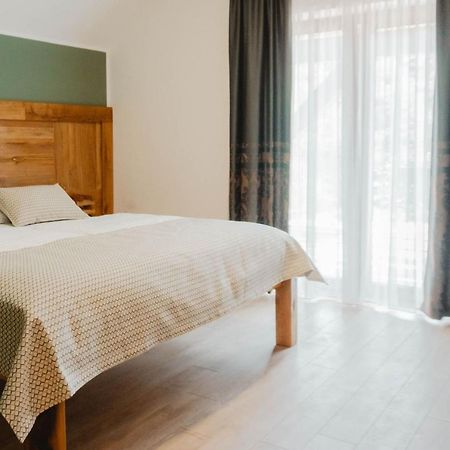 Affittacamere House Mrzlin Grad Korenica Esterno foto