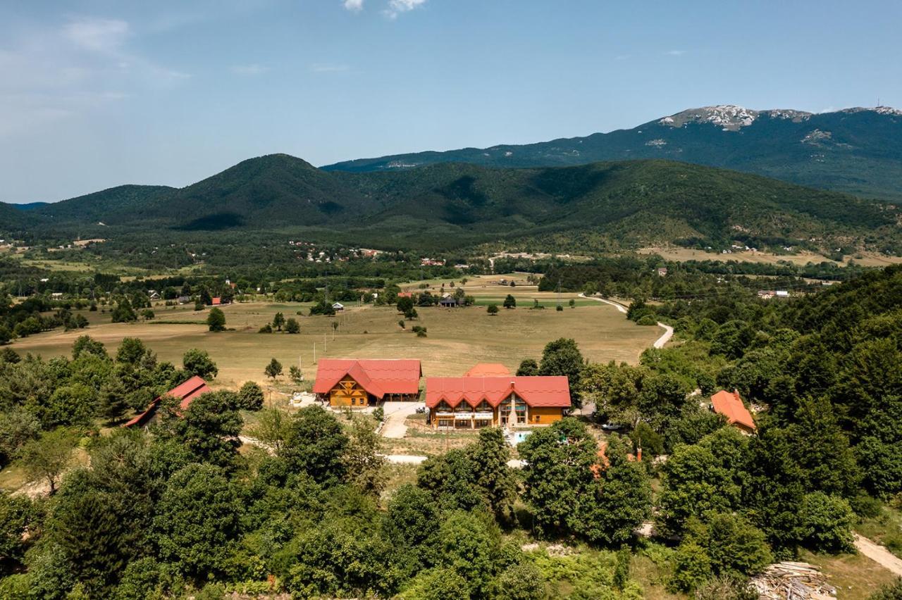 Affittacamere House Mrzlin Grad Korenica Esterno foto